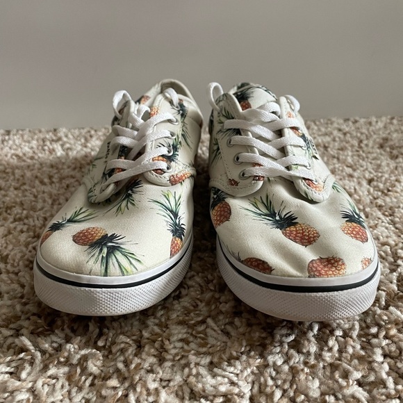 Vans Pineapple Print Canvas Shoes Women’s Size 7 - Picture 2 of 9
